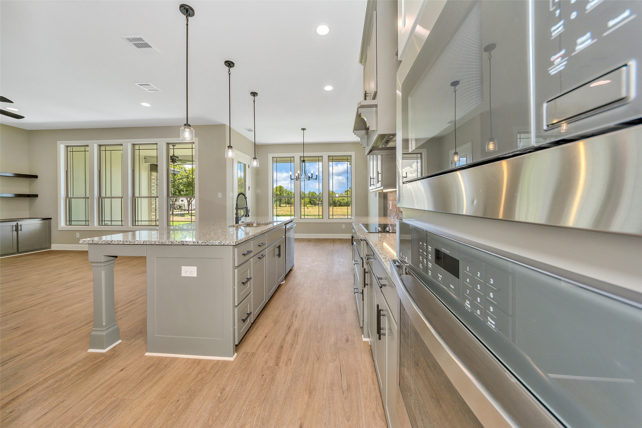 3037 Sunrise Trail