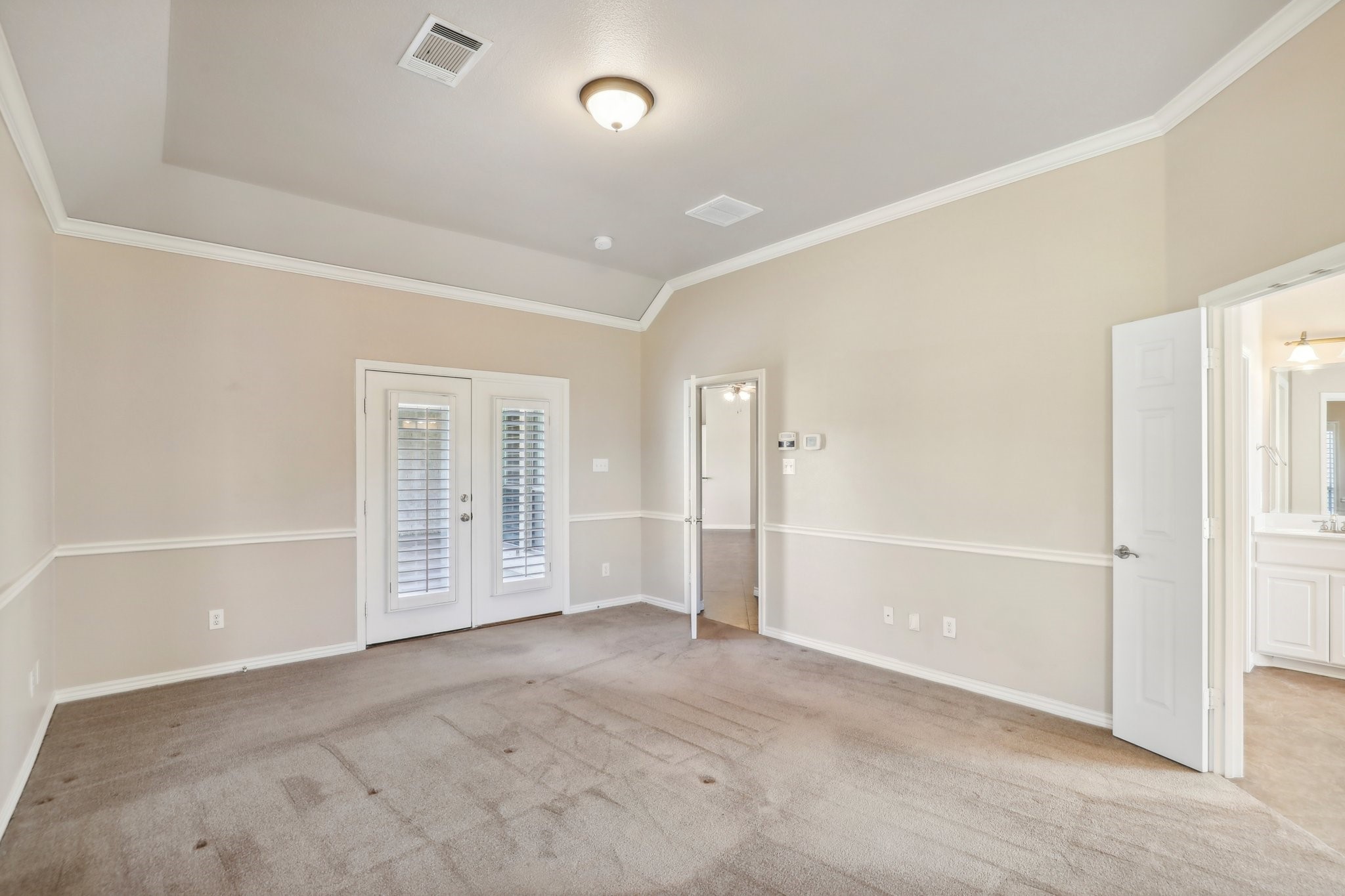 12141 Indian Creek Drive