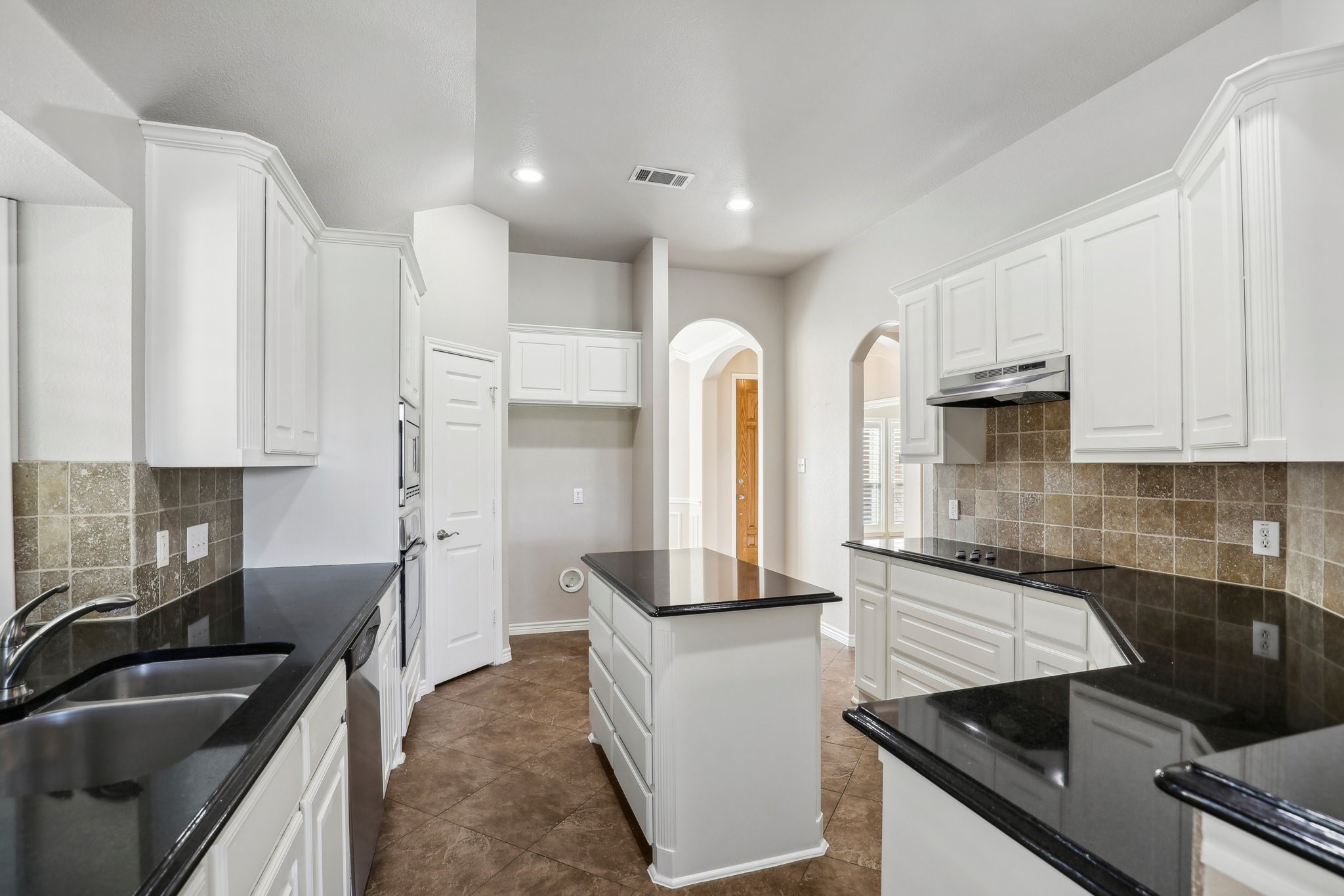 12141 Indian Creek Drive