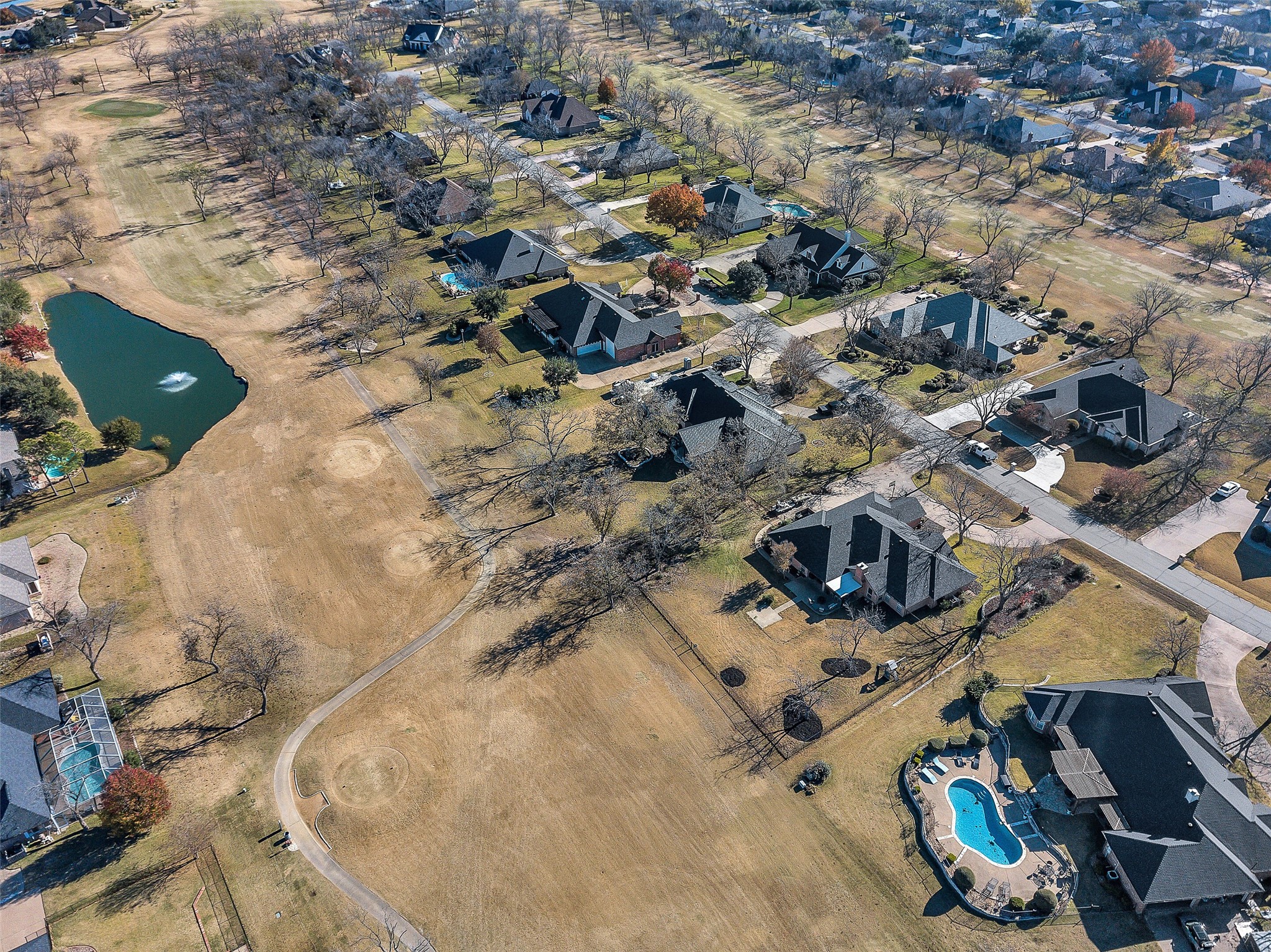 5704 Tee Box Court