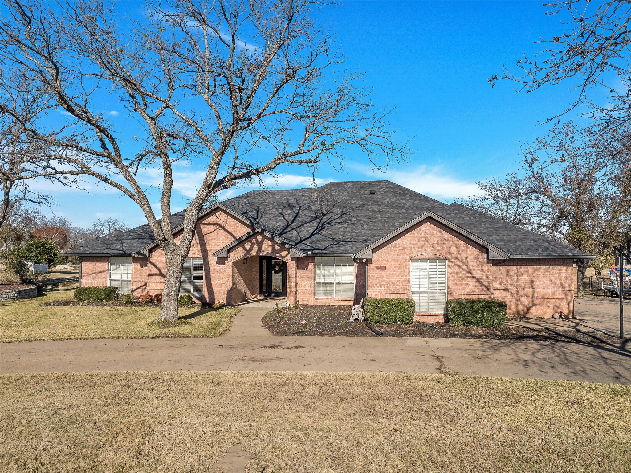 5704 Tee Box Court