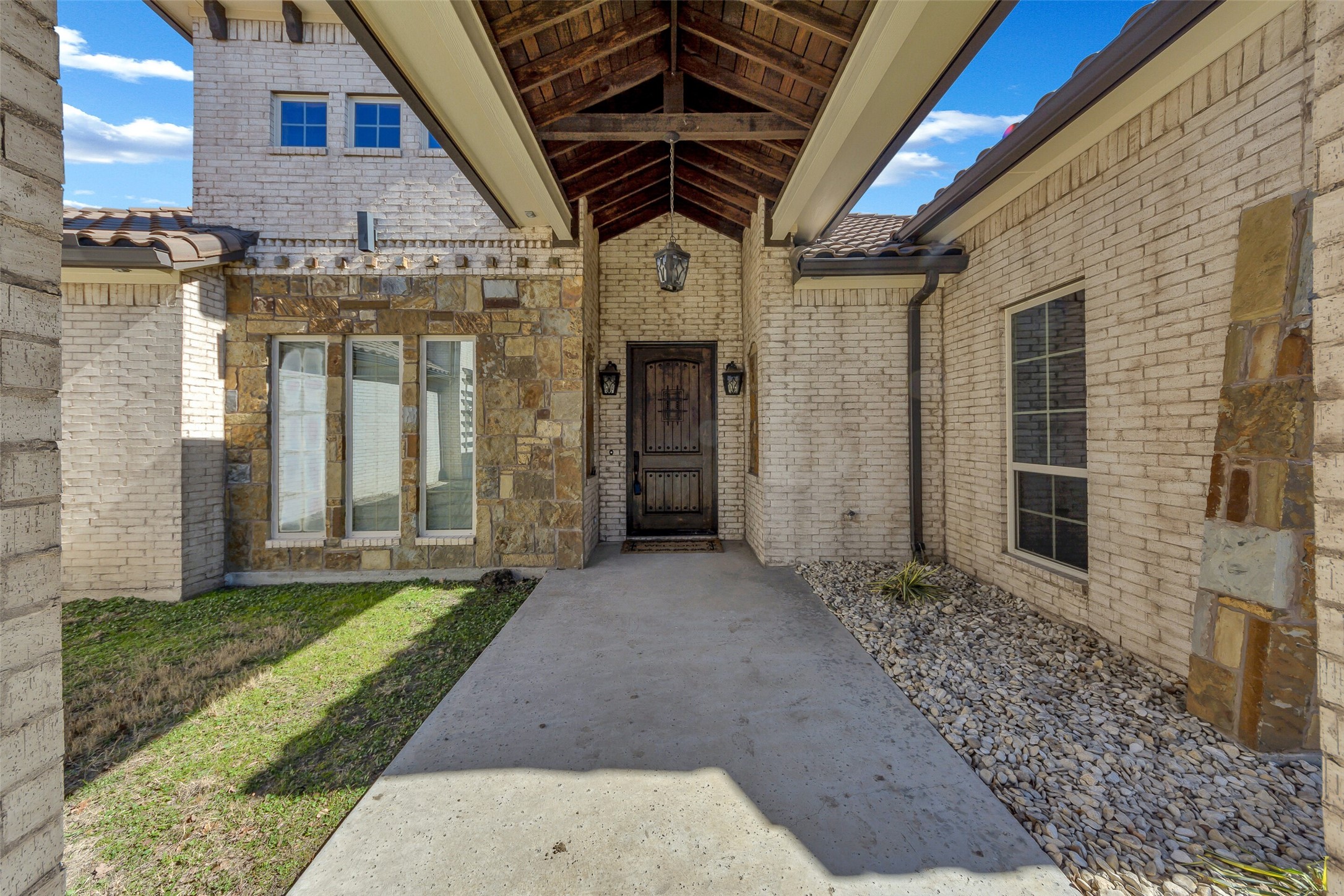 329 Sugartree Circle