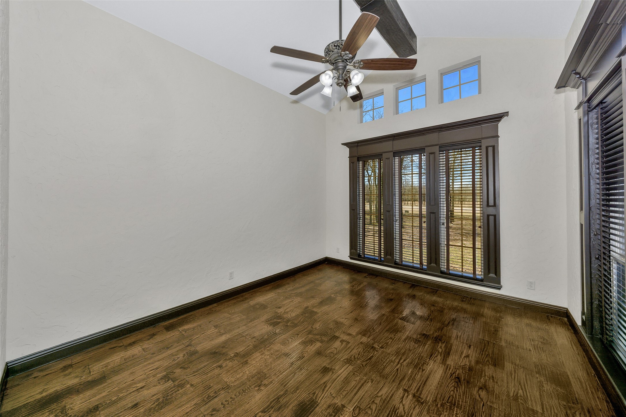329 Sugartree Circle