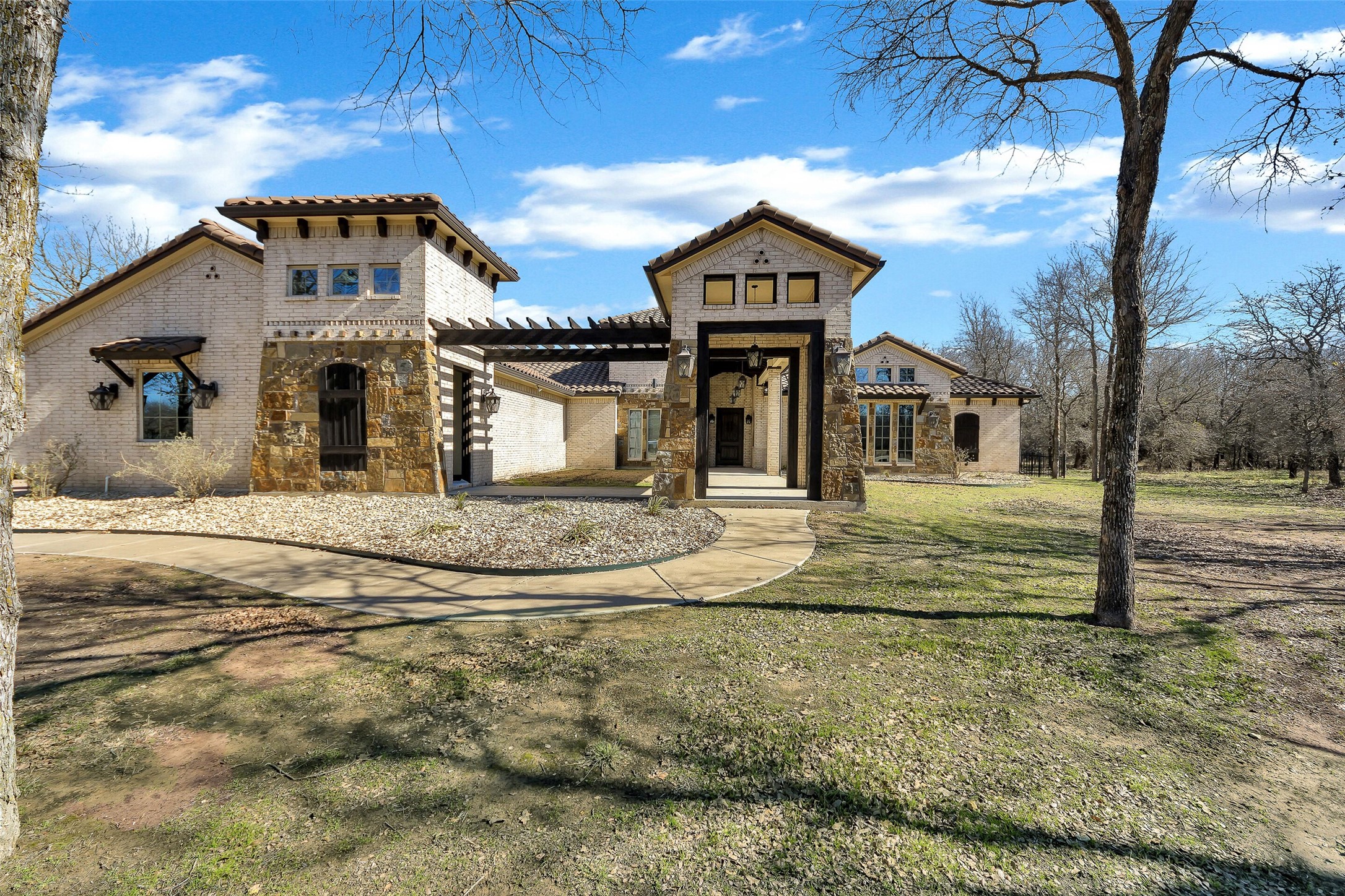 329 Sugartree Circle