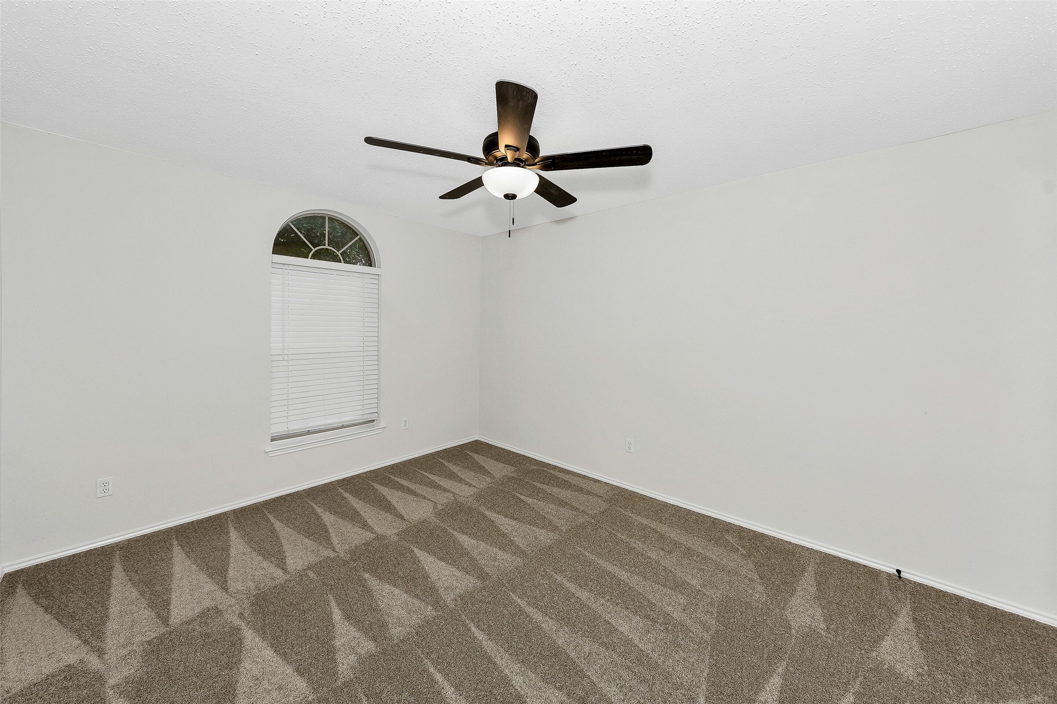 6506 Nellie Drive