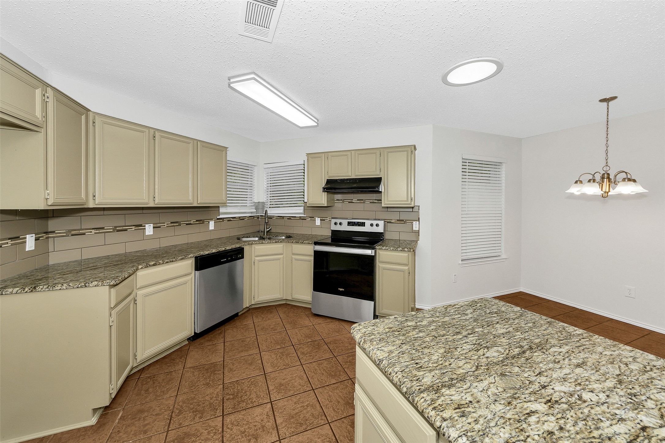 6506 Nellie Drive