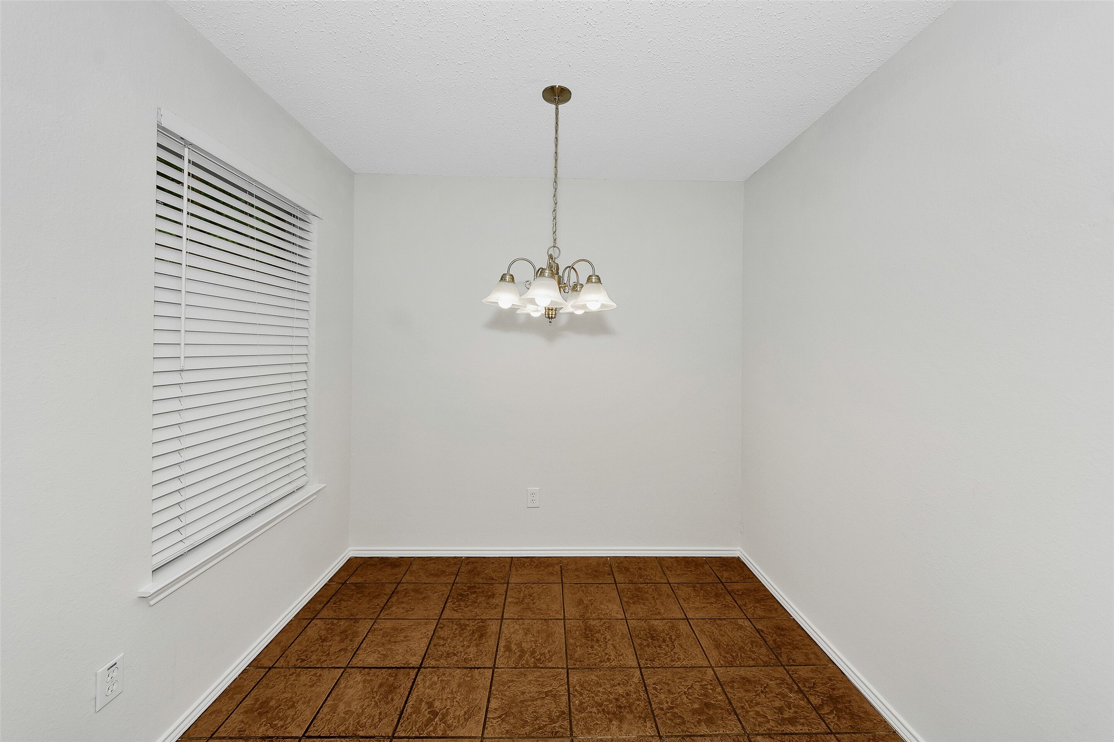 6506 Nellie Drive