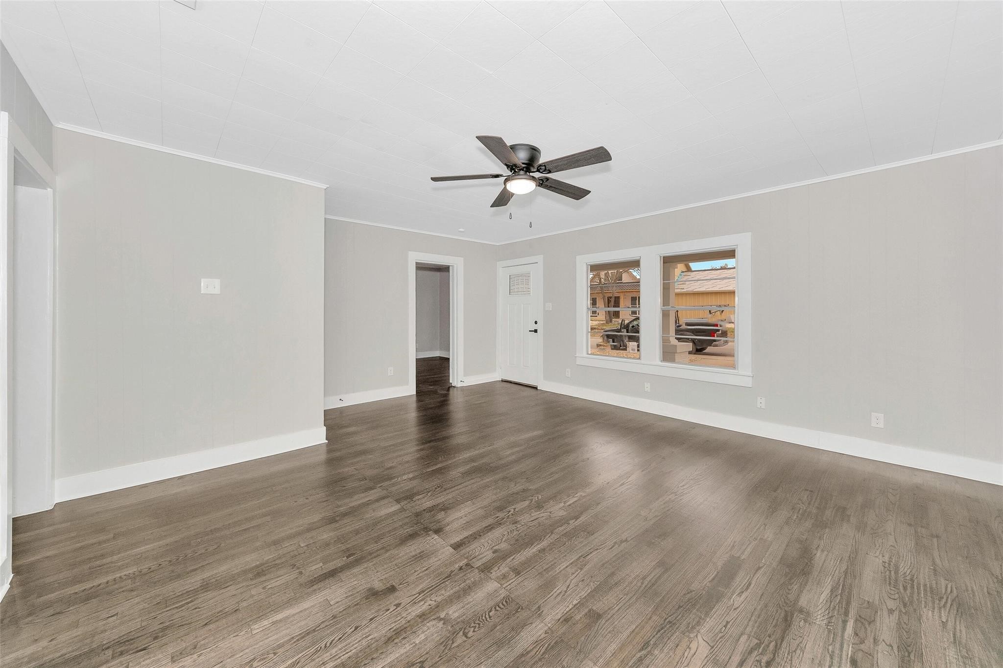 427 W Ball Street