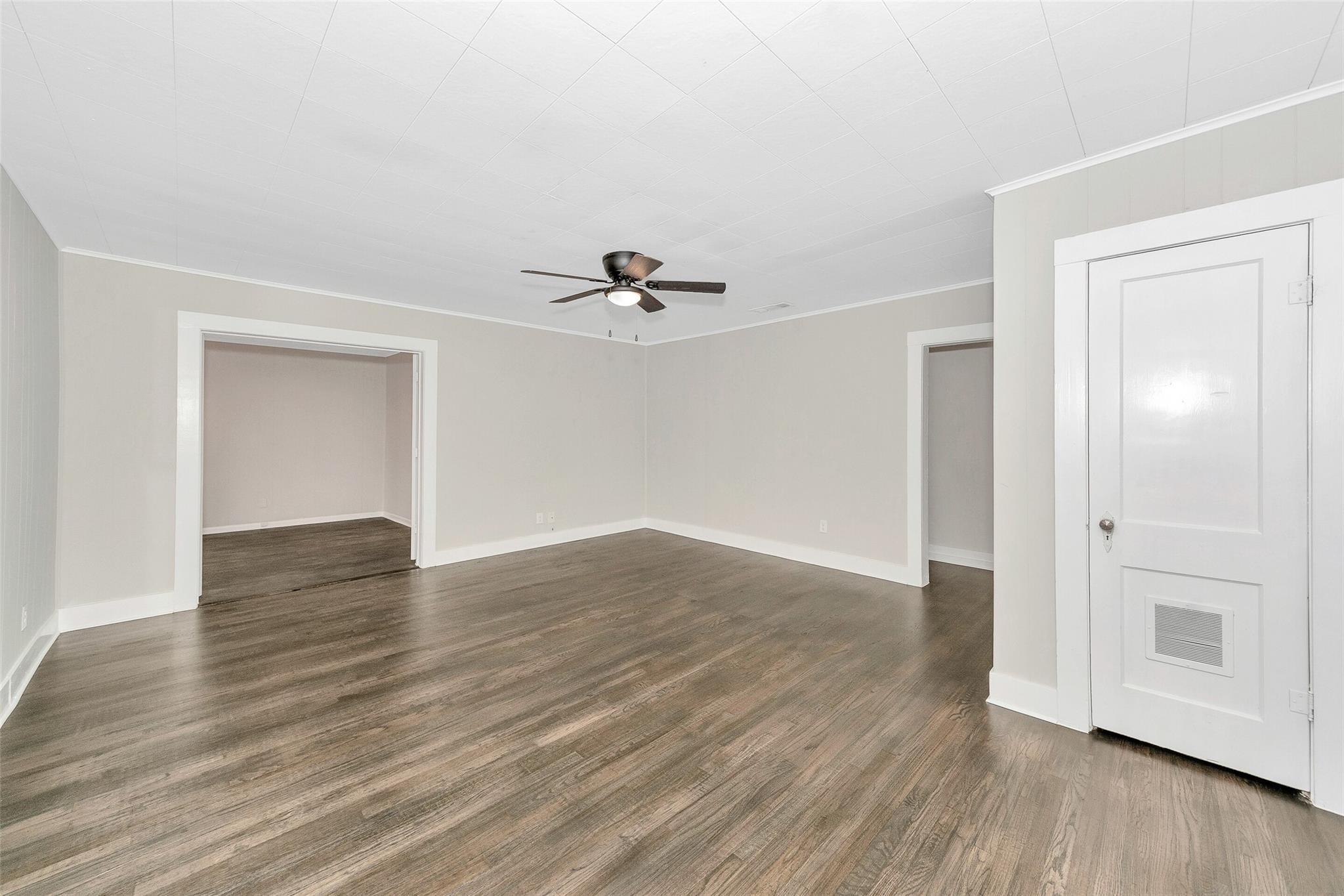 427 W Ball Street