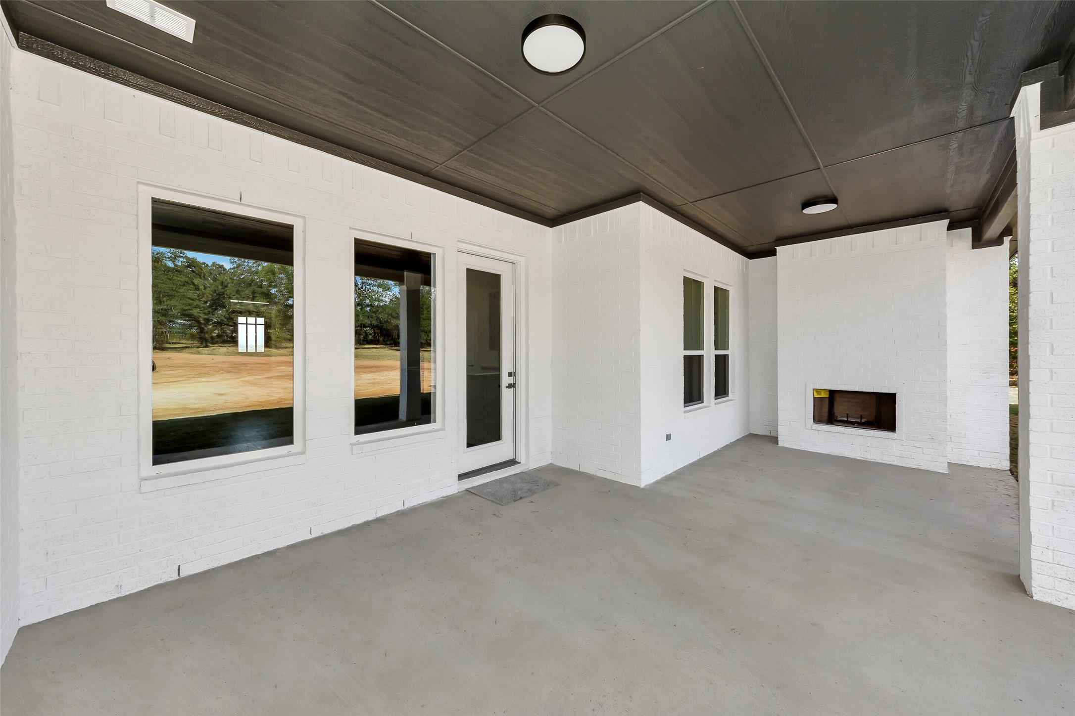 112 Dubois Road