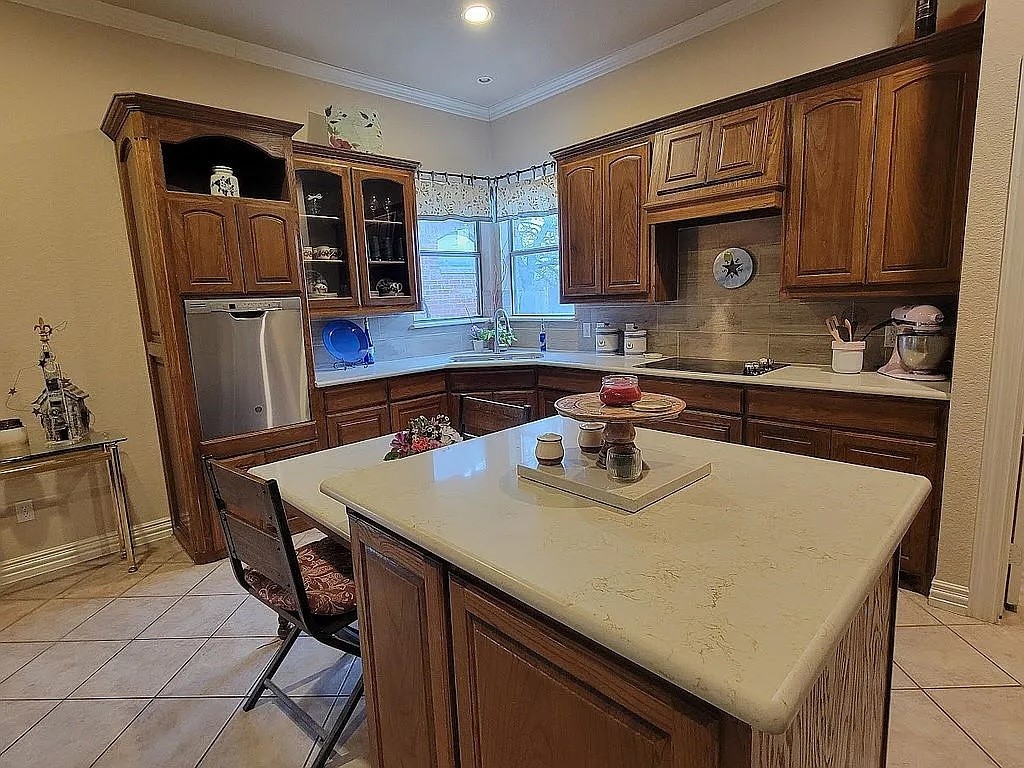 143 Sugartree Circle