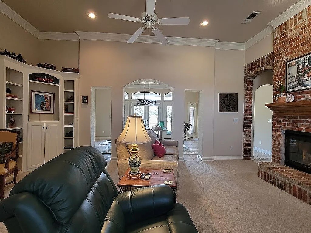 143 Sugartree Circle