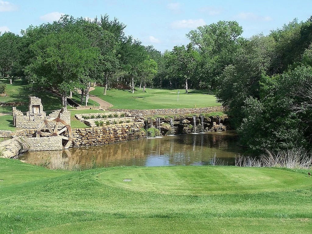 143 Sugartree Circle