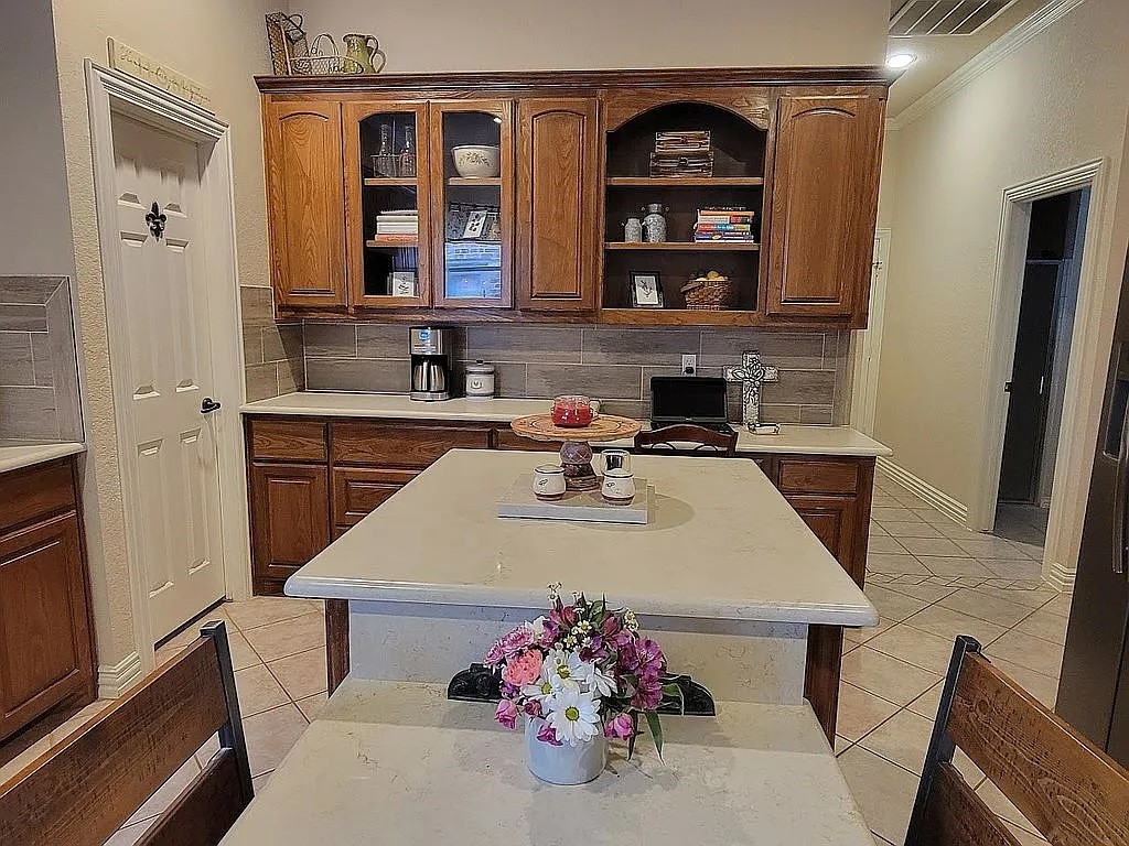 143 Sugartree Circle