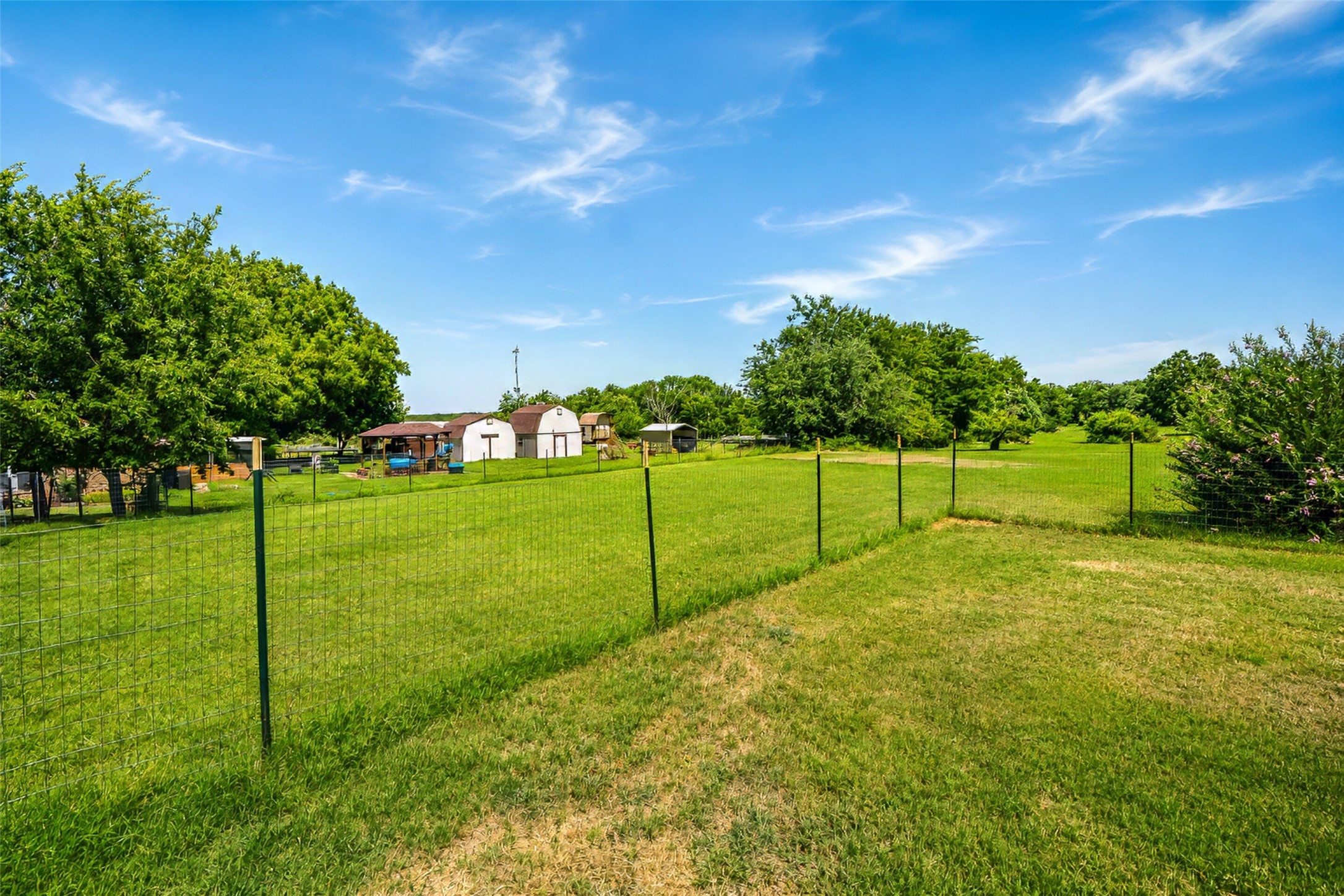 2102 Hill Top Circle