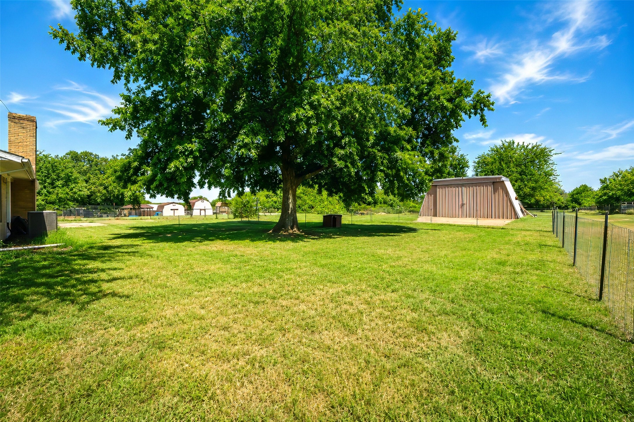 2102 Hill Top Circle
