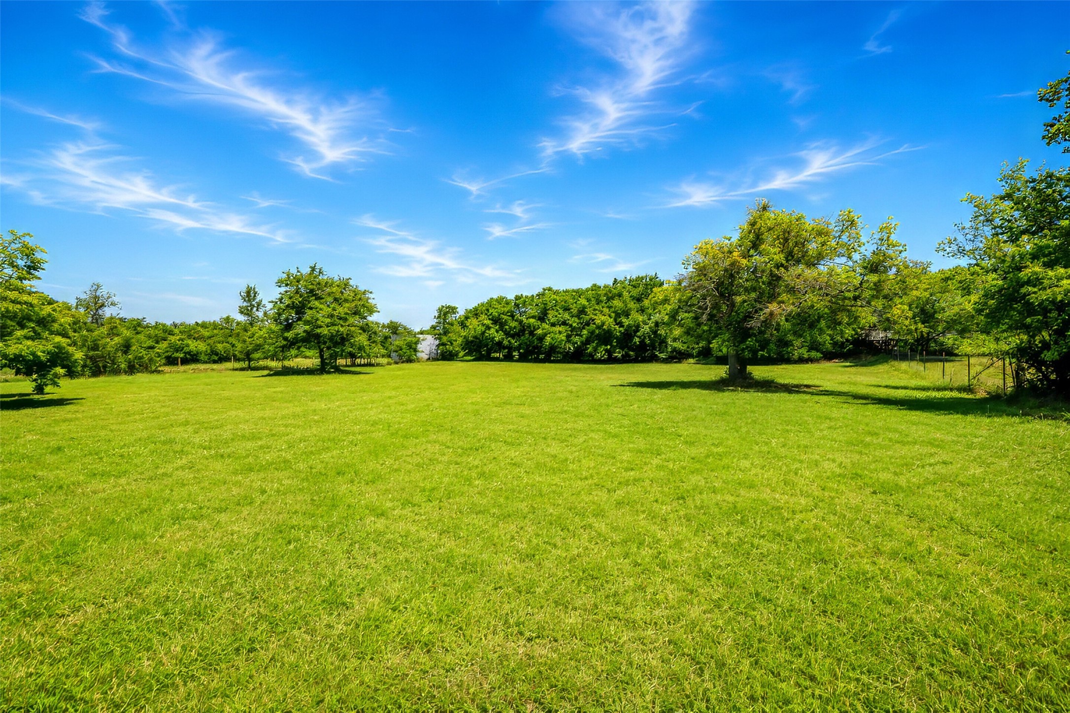 2102 Hill Top Circle