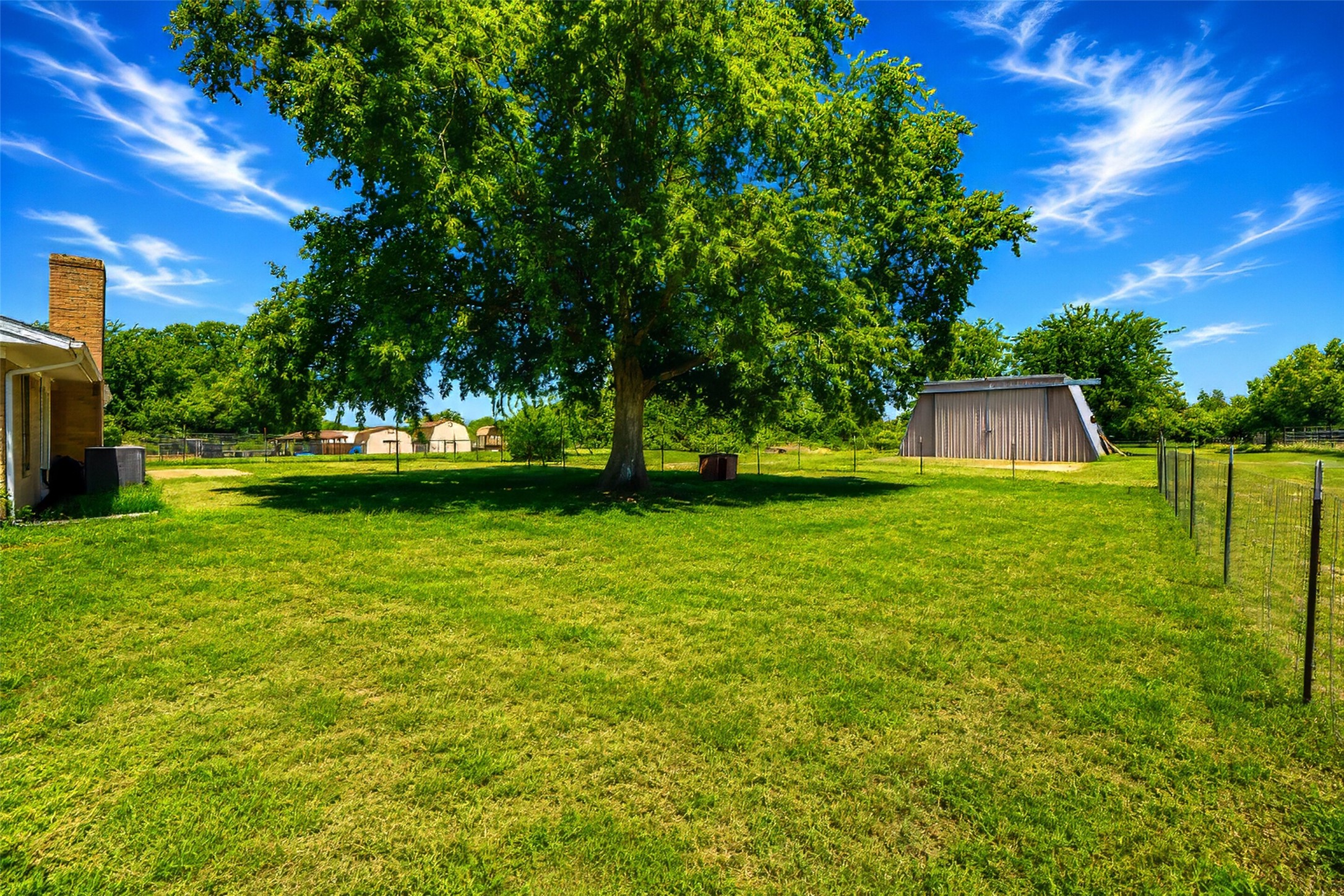 2102 Hill Top Circle