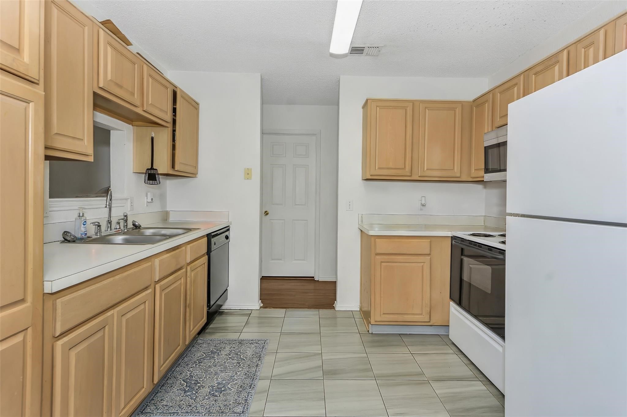 202 Lancelot Drive