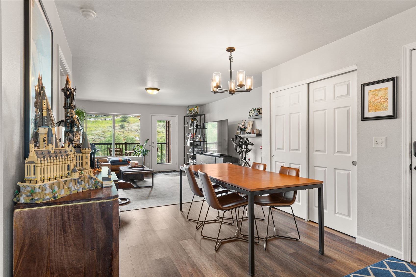1335 Hilltop PARKWAY 2