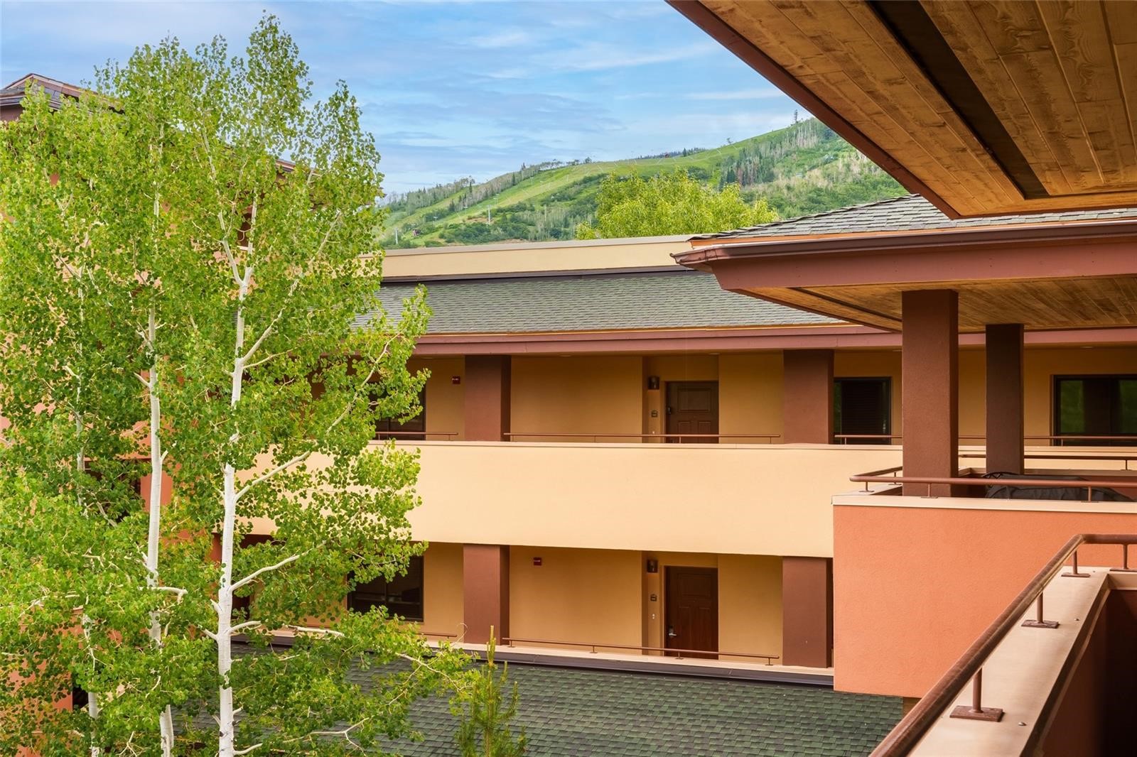 2780 Eagleridge DRIVE 301