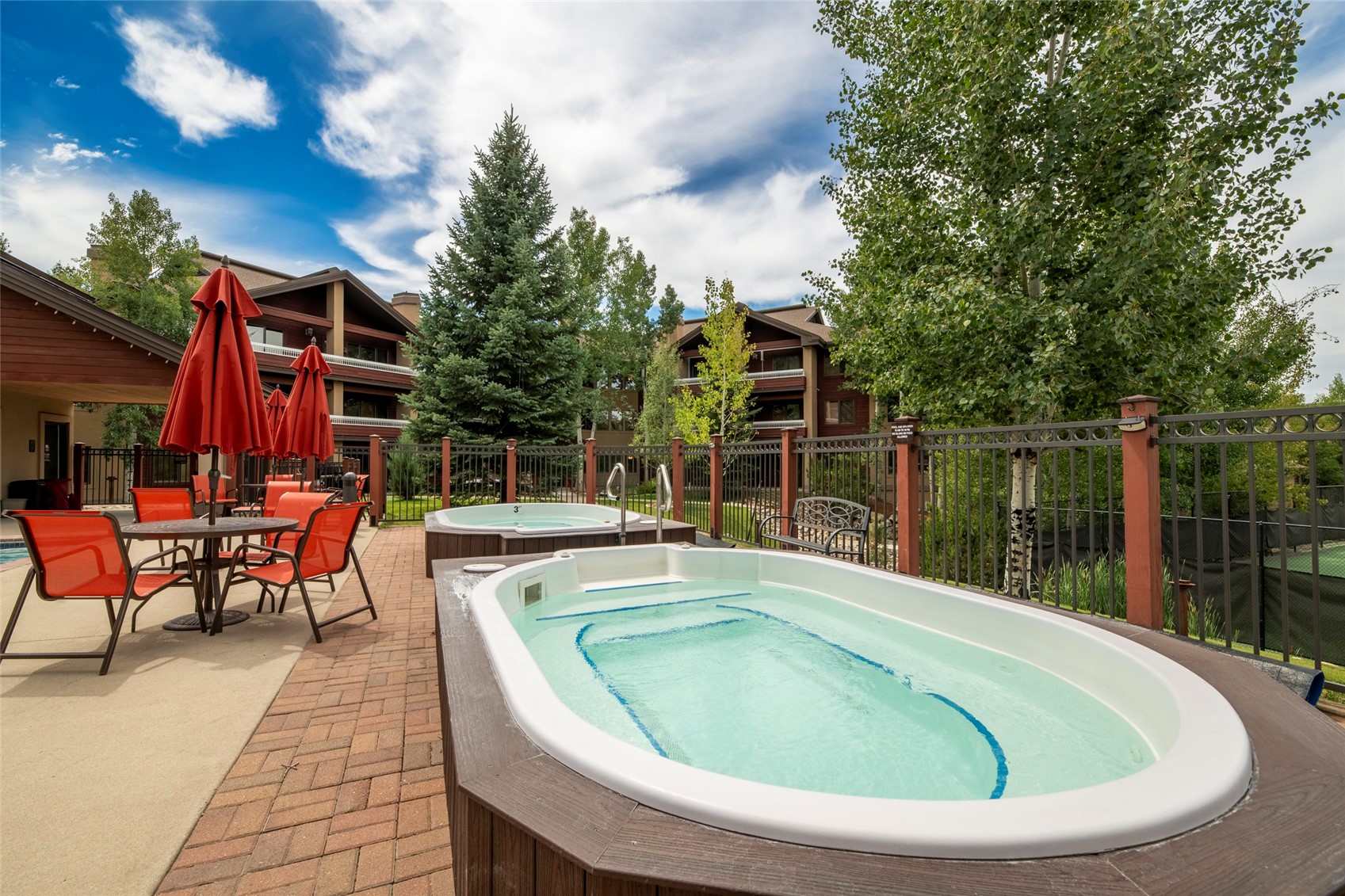 1875 Medicine Springs DRIVE 4205