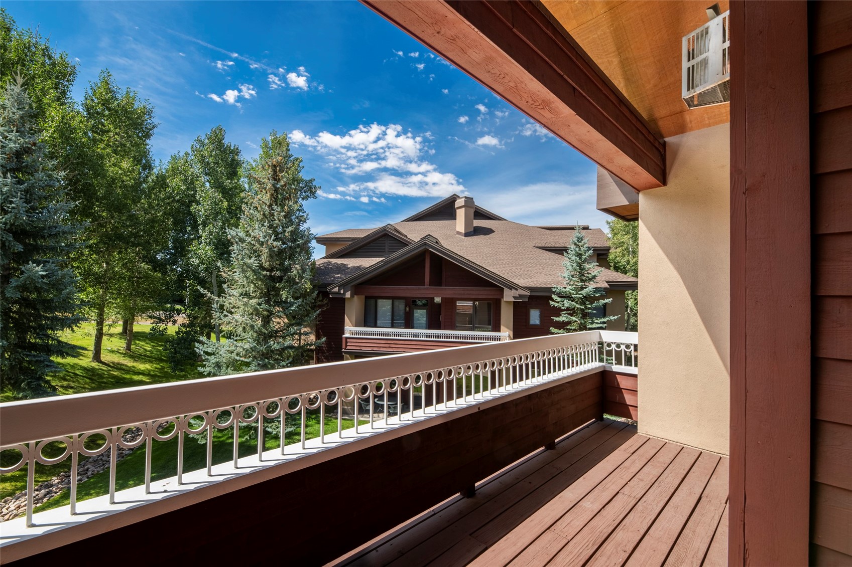 1875 Medicine Springs DRIVE 4205