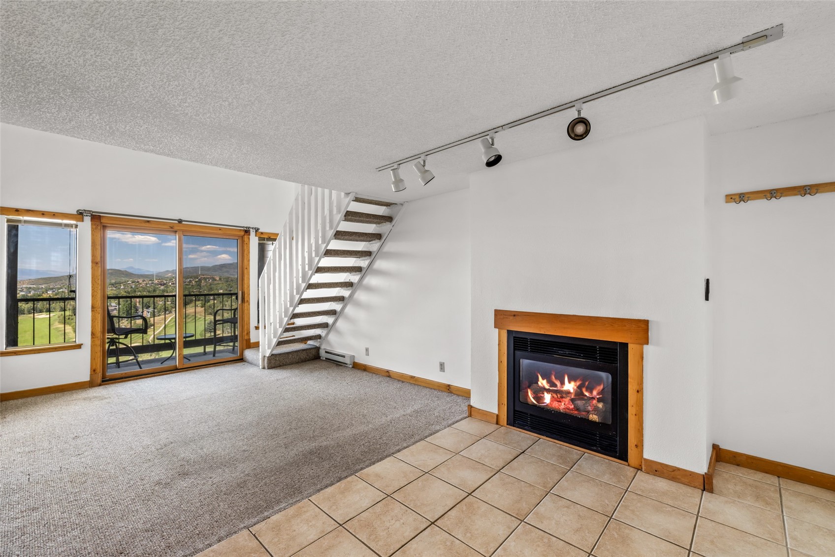 1805 River Queen LANE 303