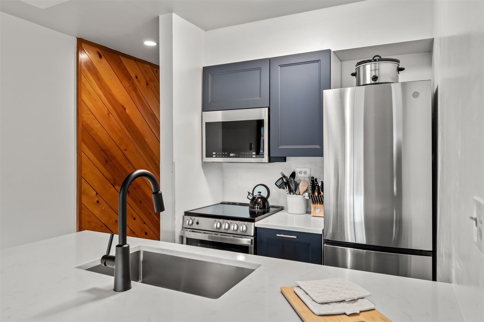 2140 Mount Werner CIRCLE 3421