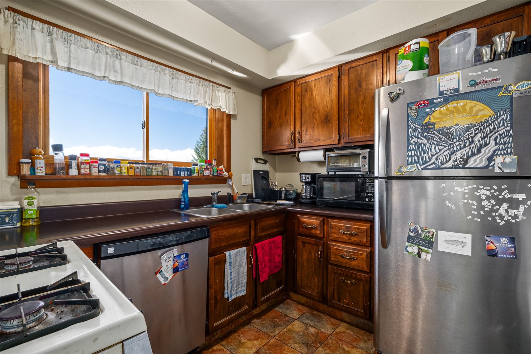 760 Conifer CIRCLE