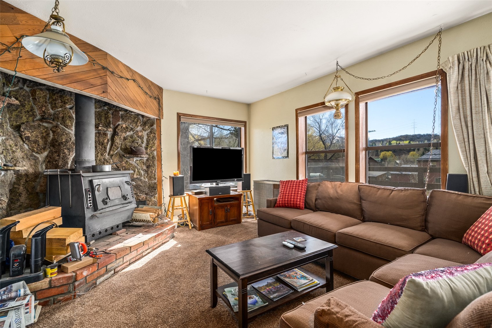 760 Conifer CIRCLE