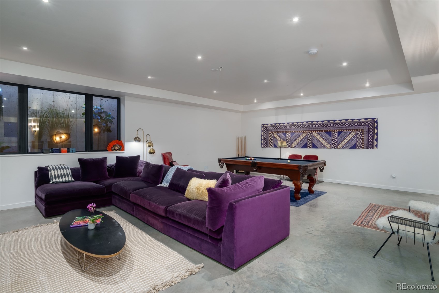 553 2nd STREET