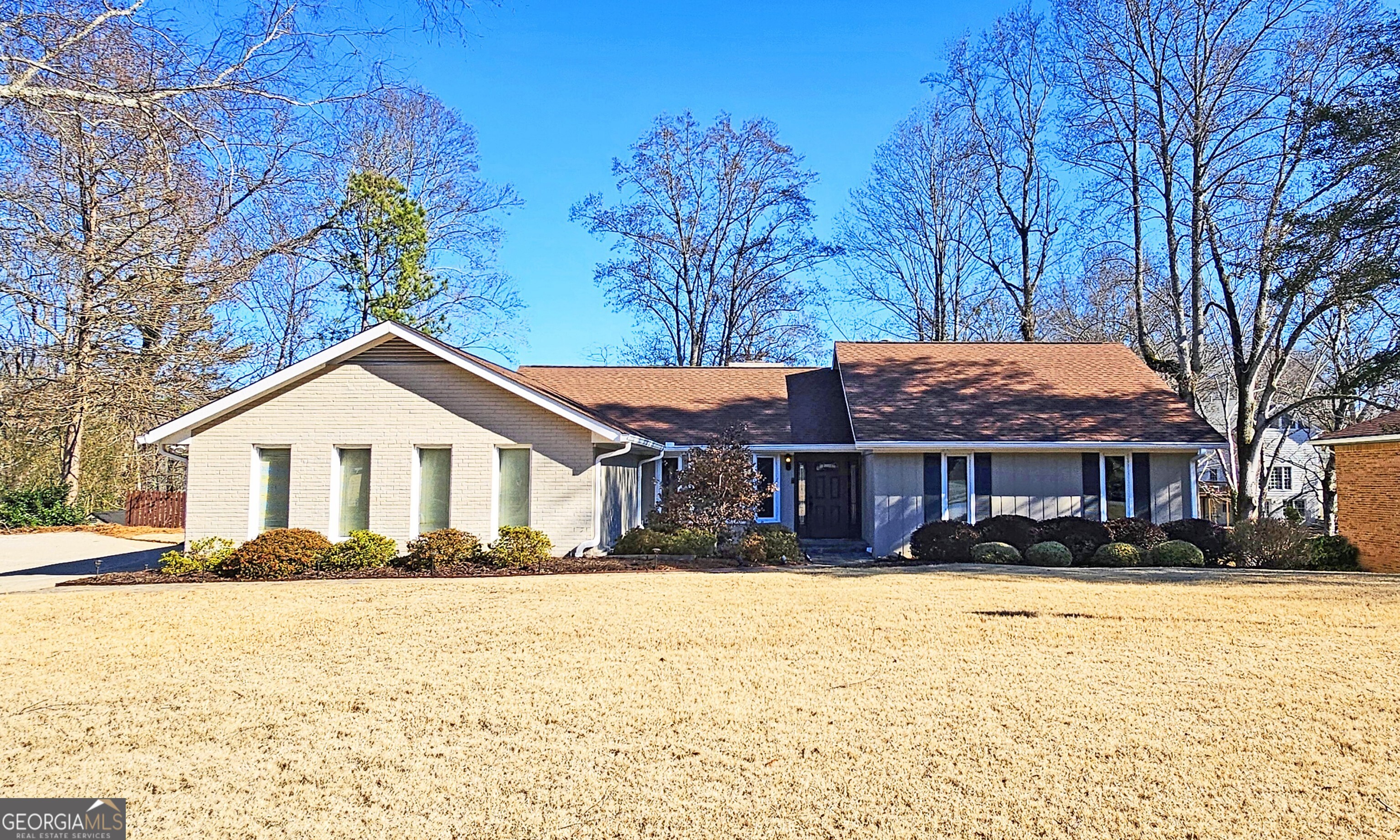 350 Saddle Creek Circle