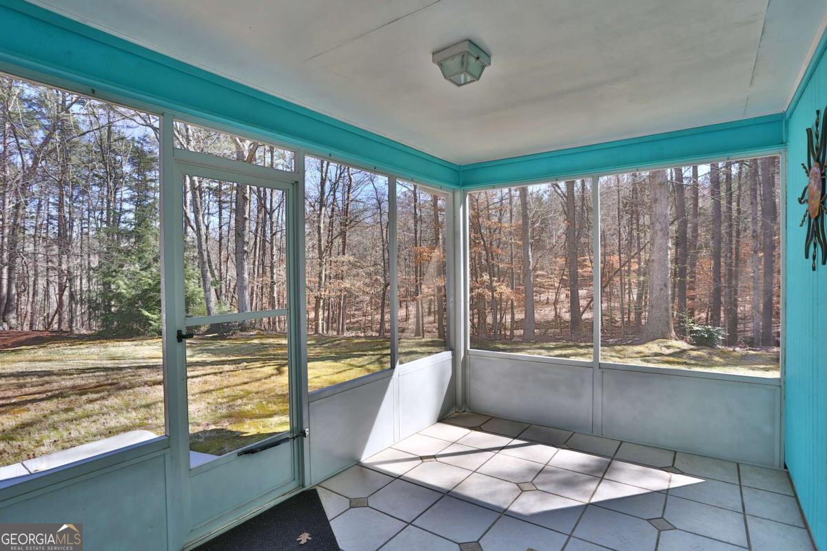 1670 Hampton Walk Drive