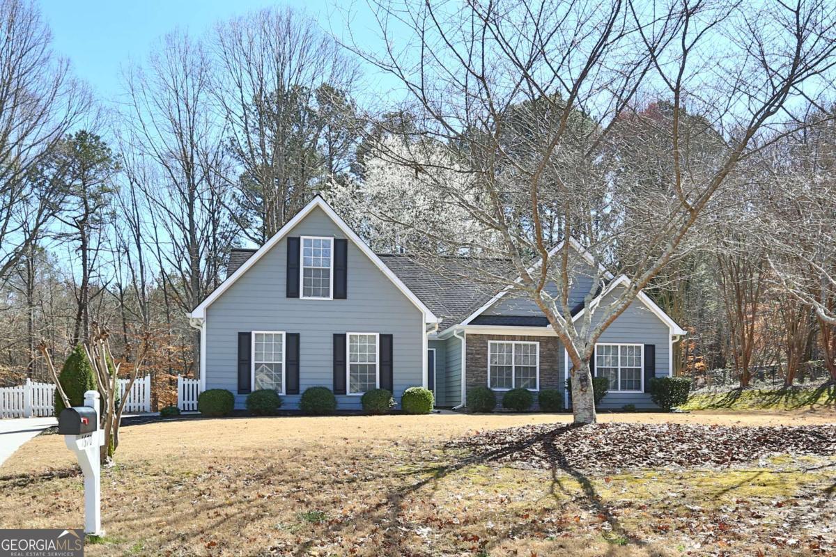 1670 Hampton Walk Drive