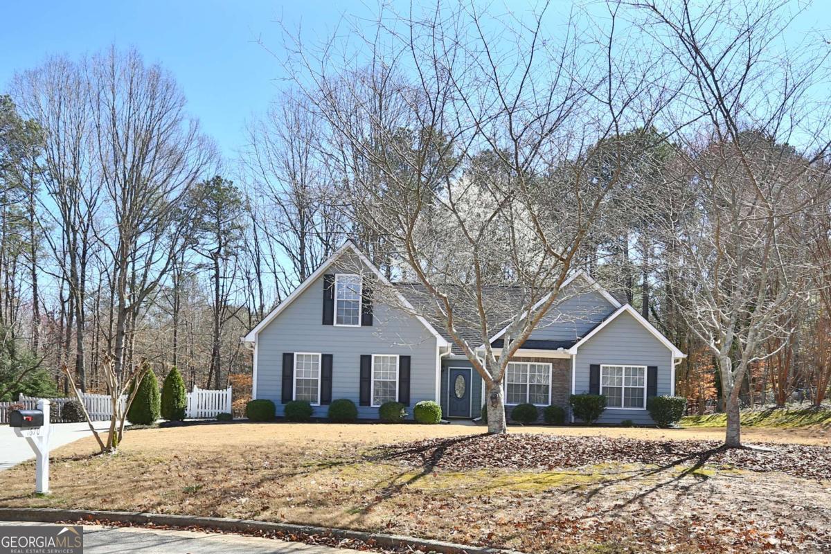 1670 Hampton Walk Drive
