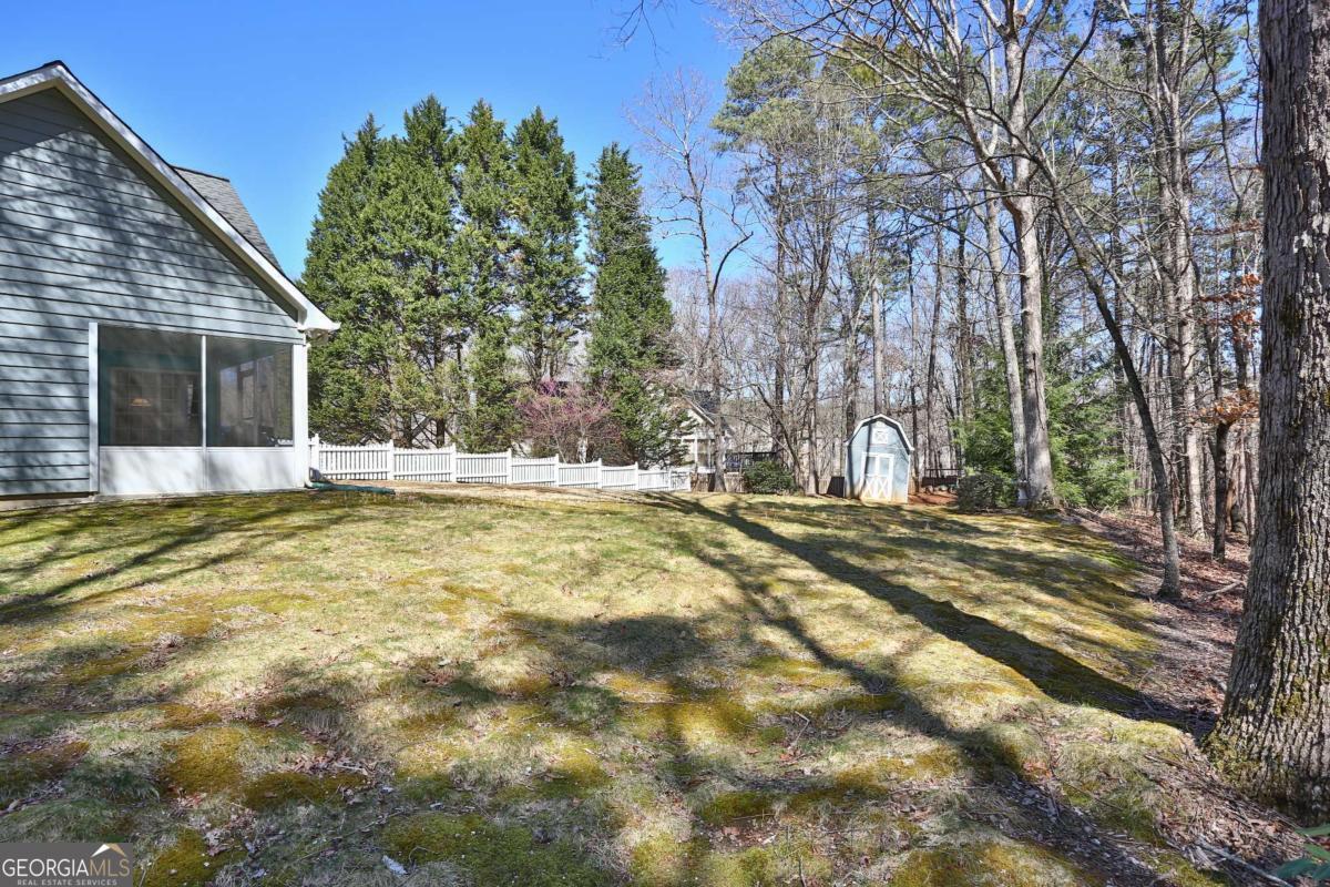 1670 Hampton Walk Drive