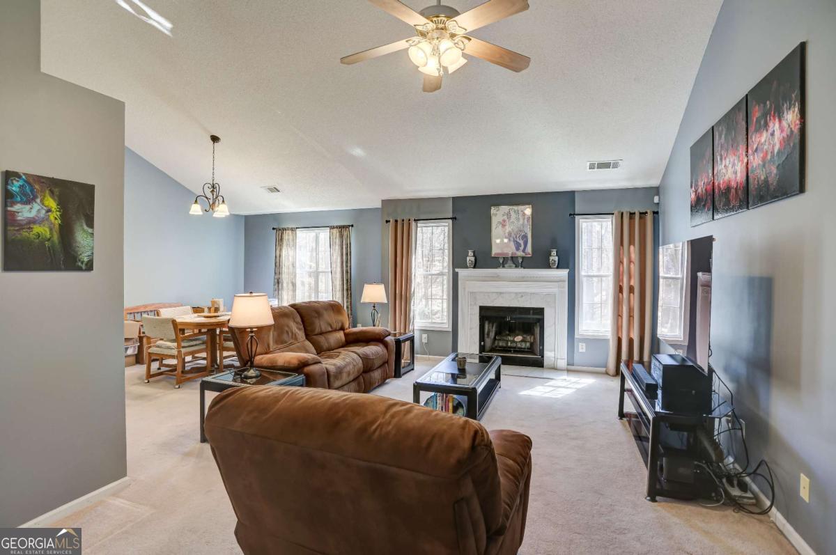 1670 Hampton Walk Drive