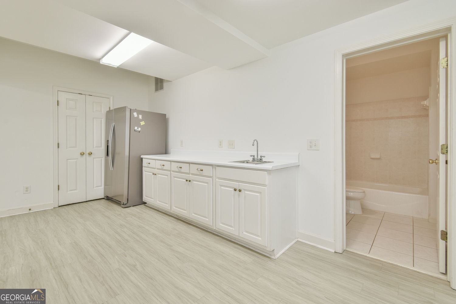1136 Hiddenbrook Lane Lane
