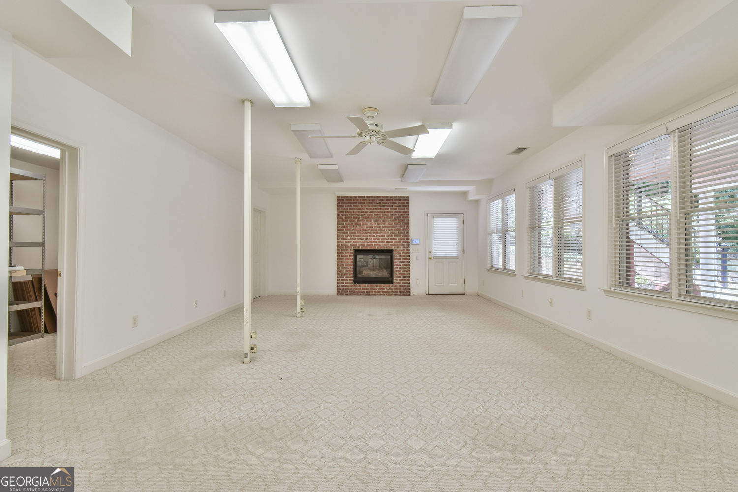 1136 Hiddenbrook Lane Lane