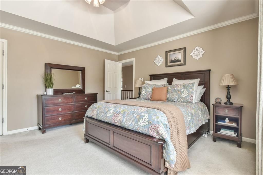 655 Ruxbury Court