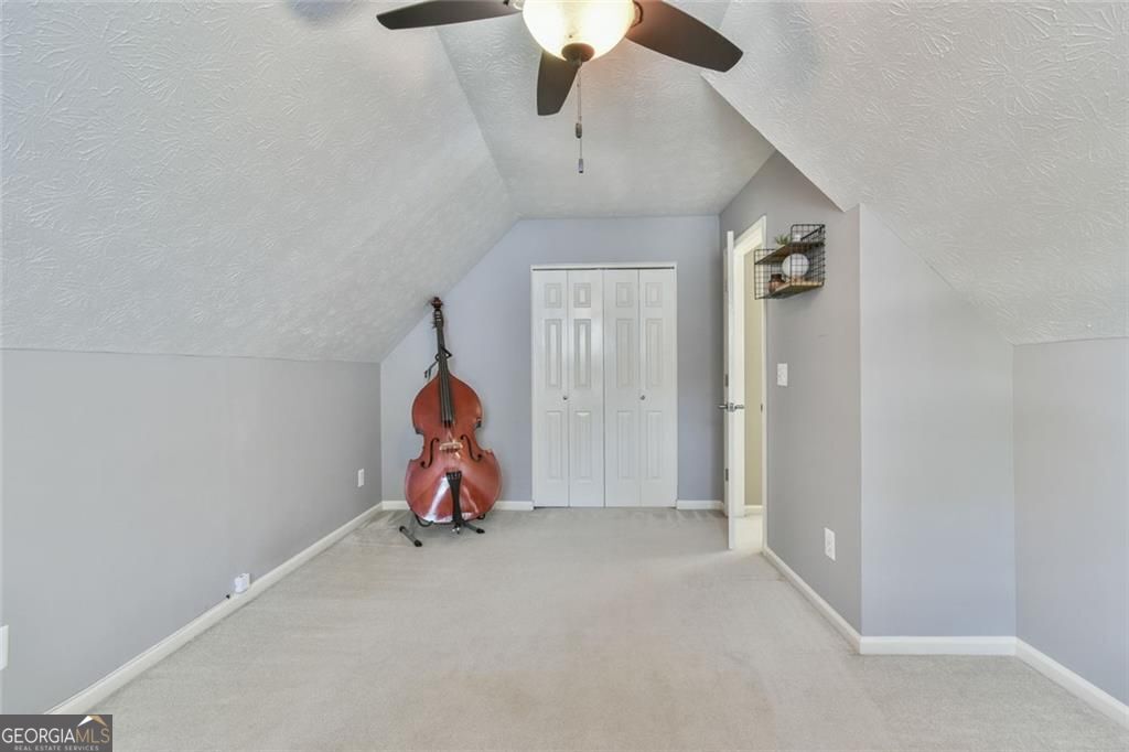 655 Ruxbury Court