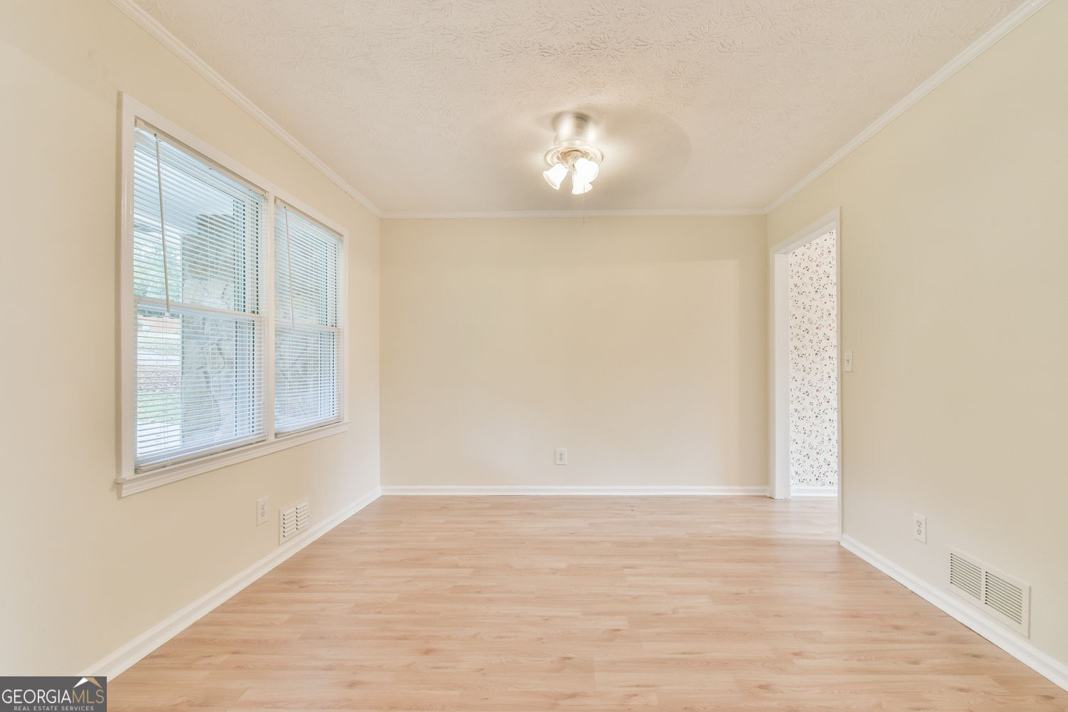 246 Greenwood Drive NW