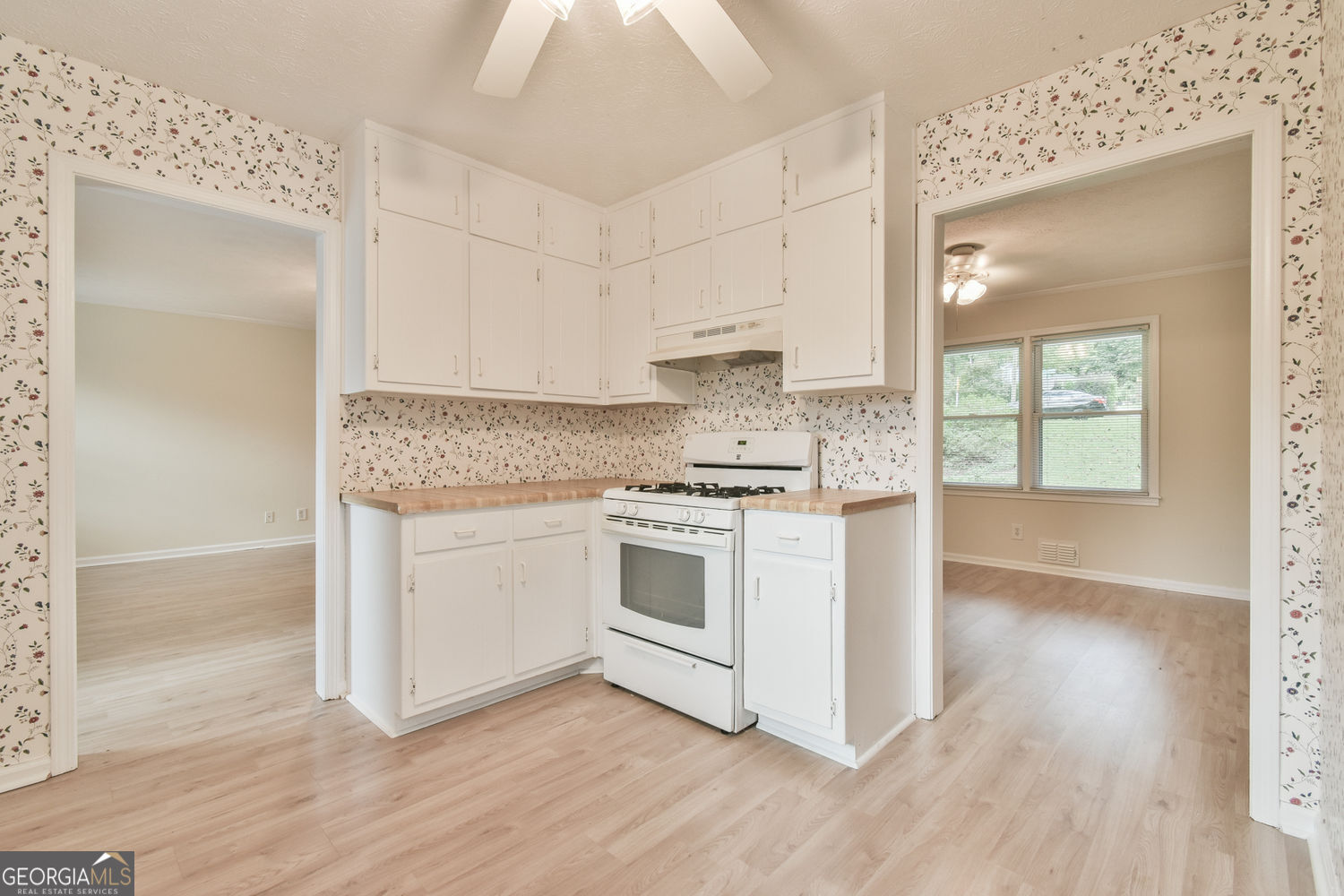 246 Greenwood Drive NW