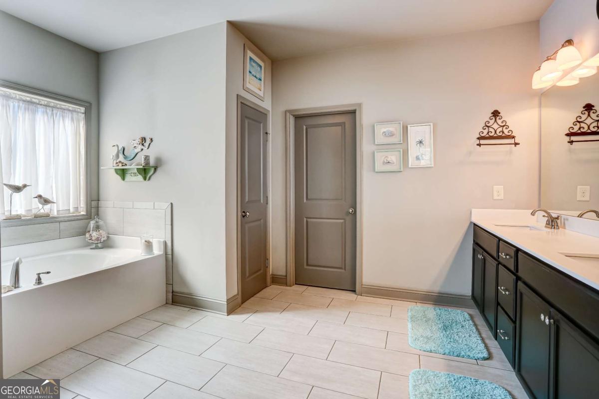 1202 Treemont Trace, Winder