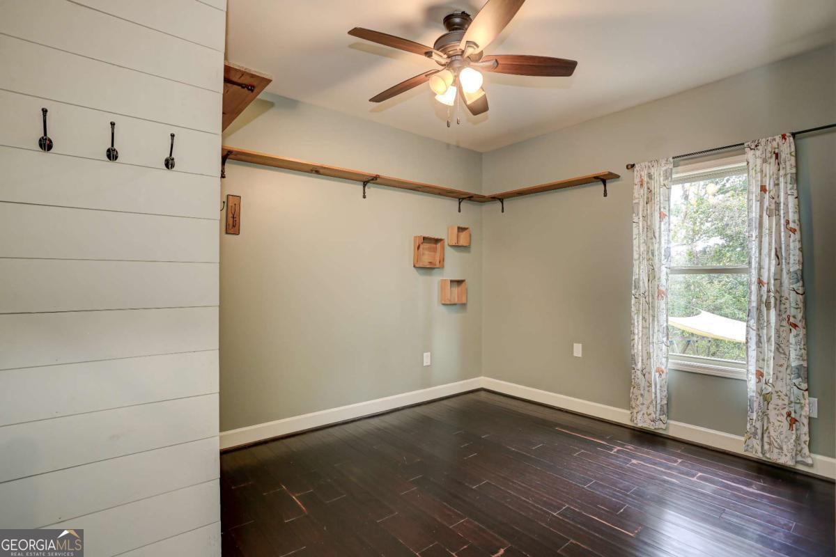 2560 Olney Falls Drive