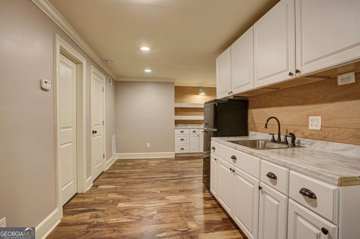 2560 Olney Falls Drive