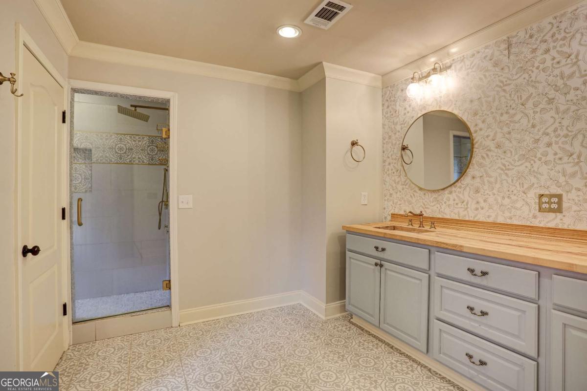 2560 Olney Falls Drive