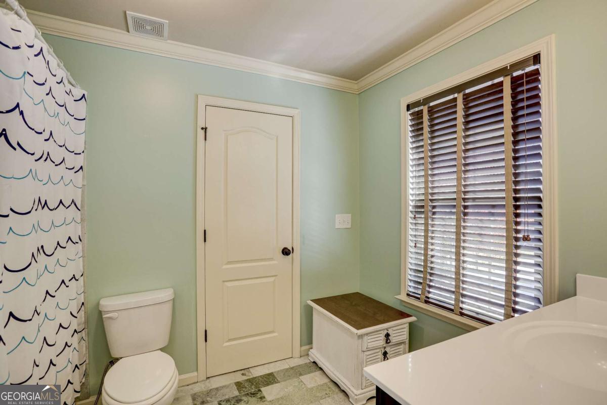 2560 Olney Falls Drive