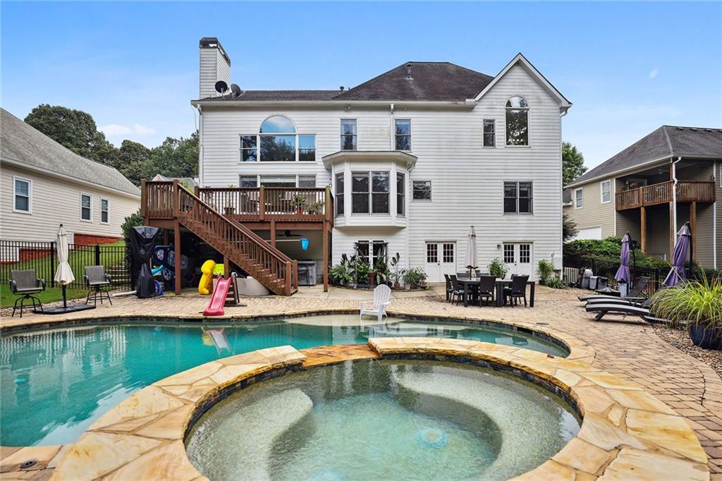 2401 Wood Creek Court
